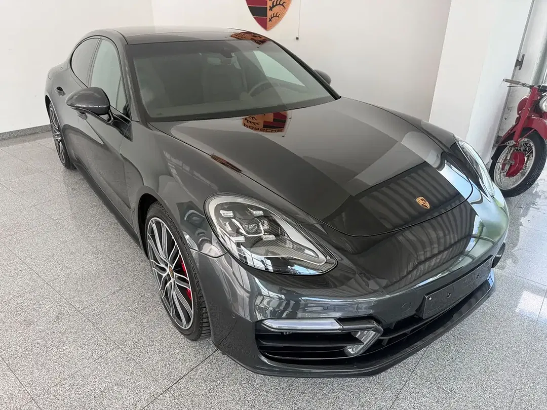 Porsche Panamera - Thumbnail 9