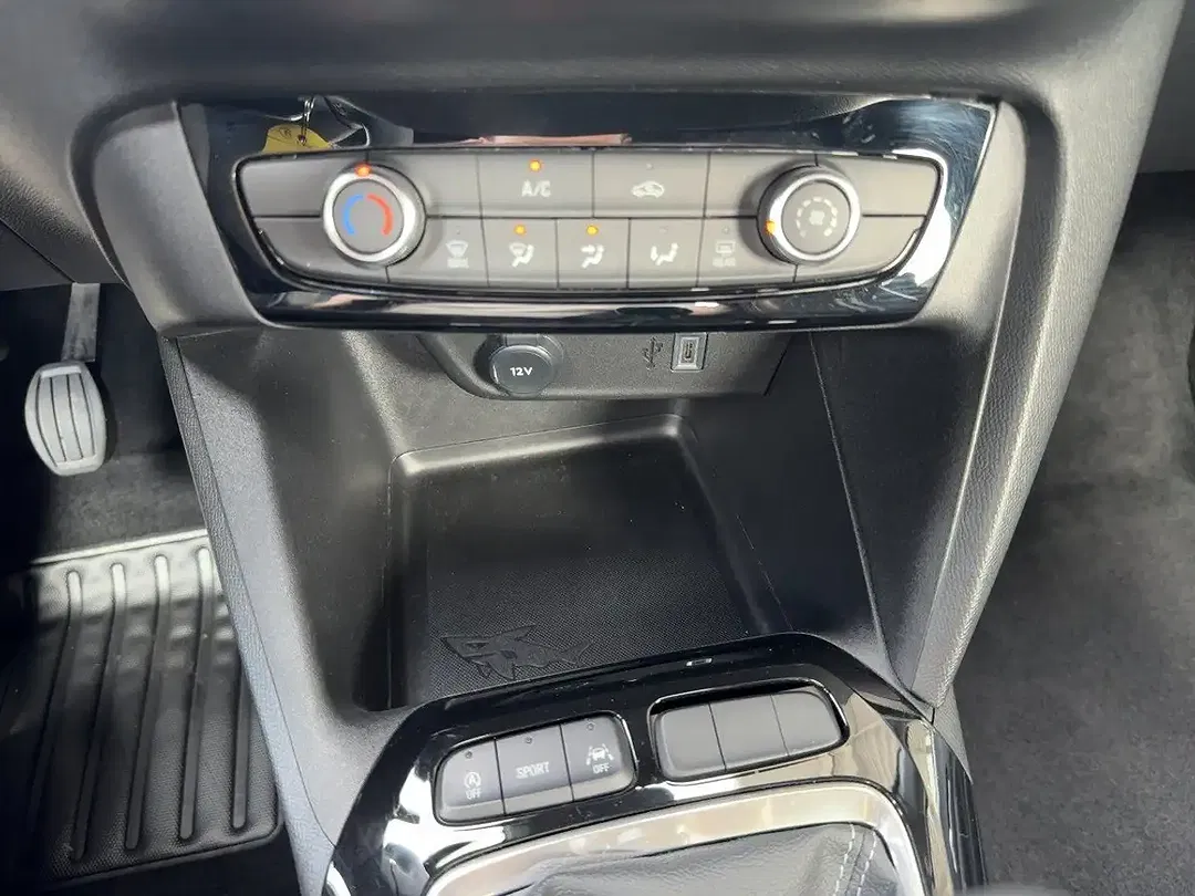 Opel Corsa - Thumbnail 11