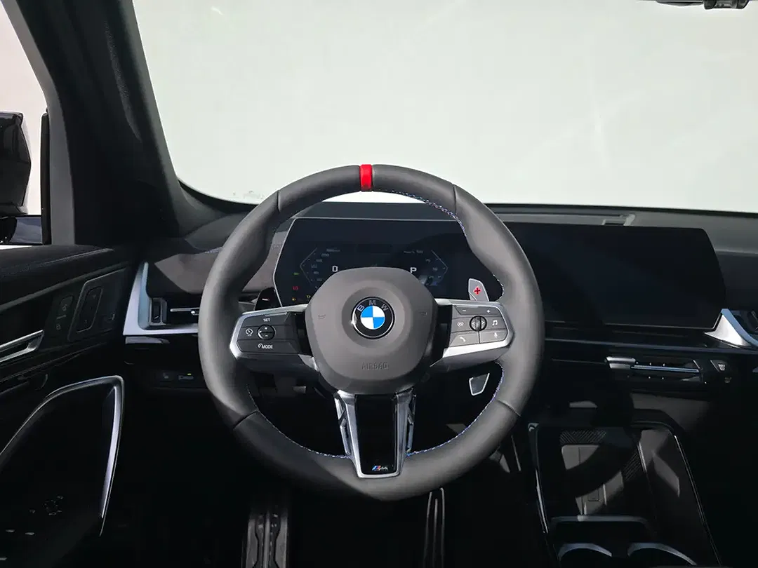 BMW X1 - Thumbnail 11