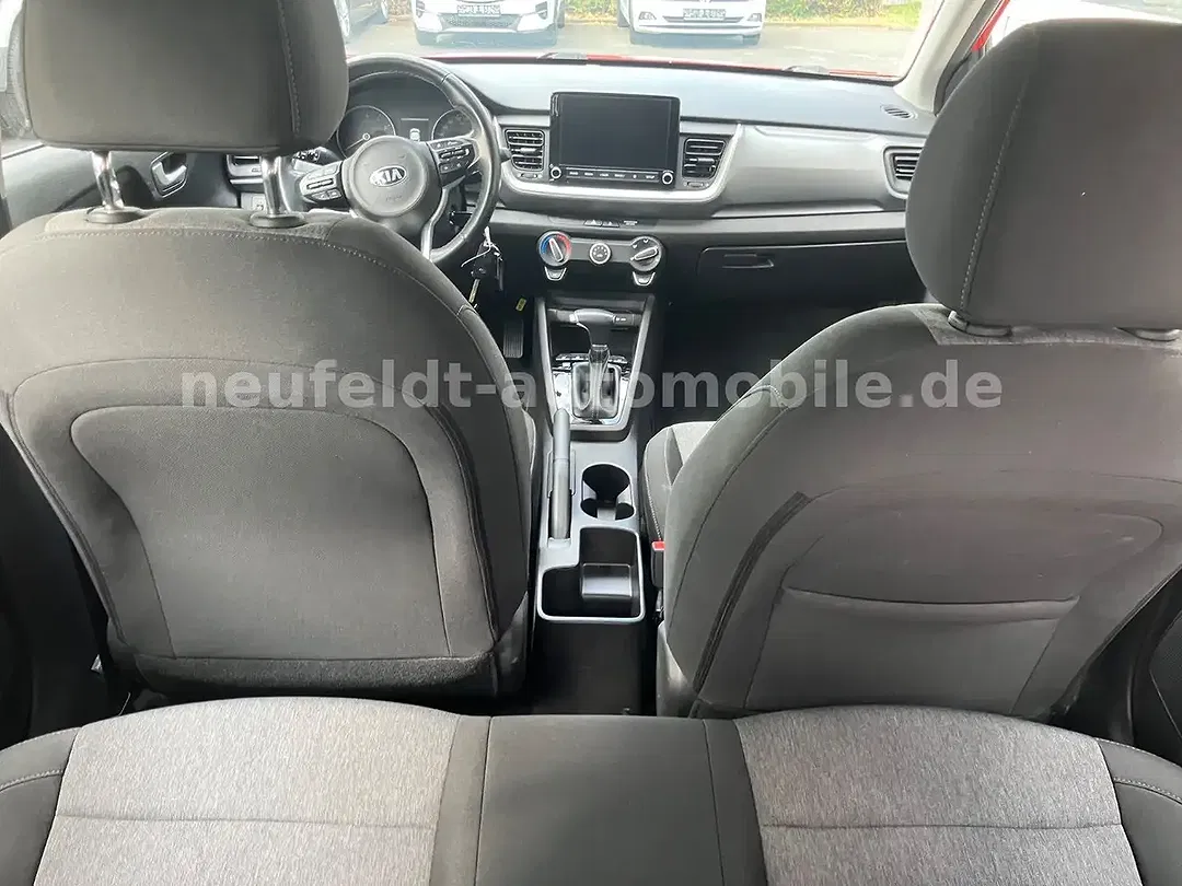 Kia Stonic - Thumbnail 11