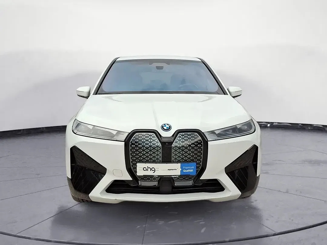 BMW iX - Thumbnail 7