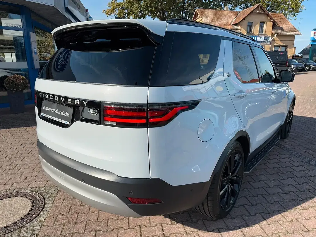 Land Rover Discovery - Thumbnail 4