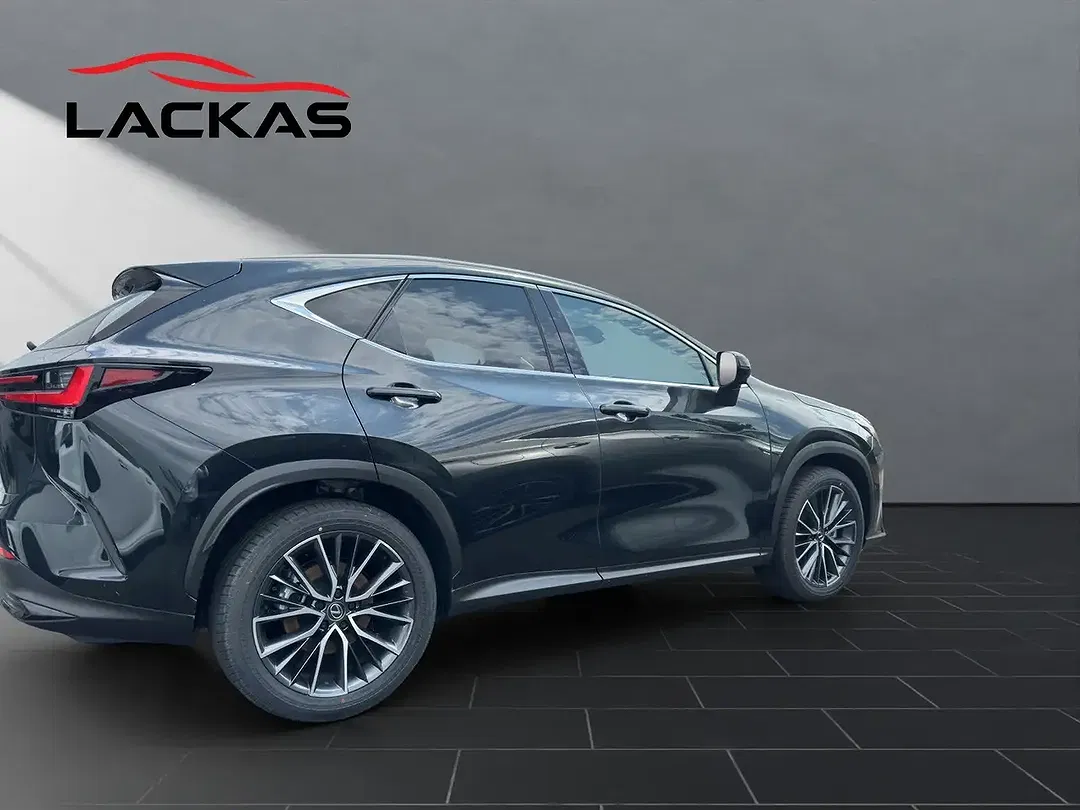 Lexus NX 350h - Thumbnail 5
