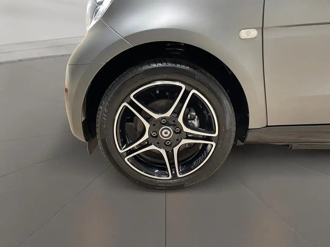 smart forTwo - Thumbnail 11