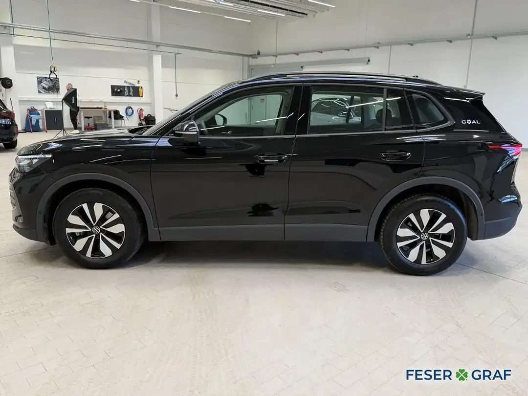 Volkswagen Tiguan - Thumbnail 8