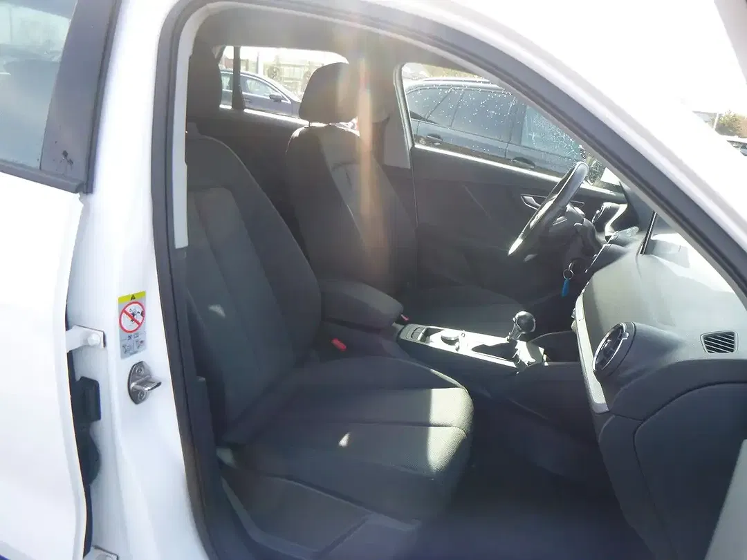 Audi Q2 - Thumbnail 11