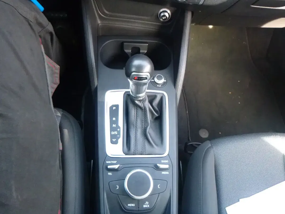 Audi Q2 - Thumbnail 13