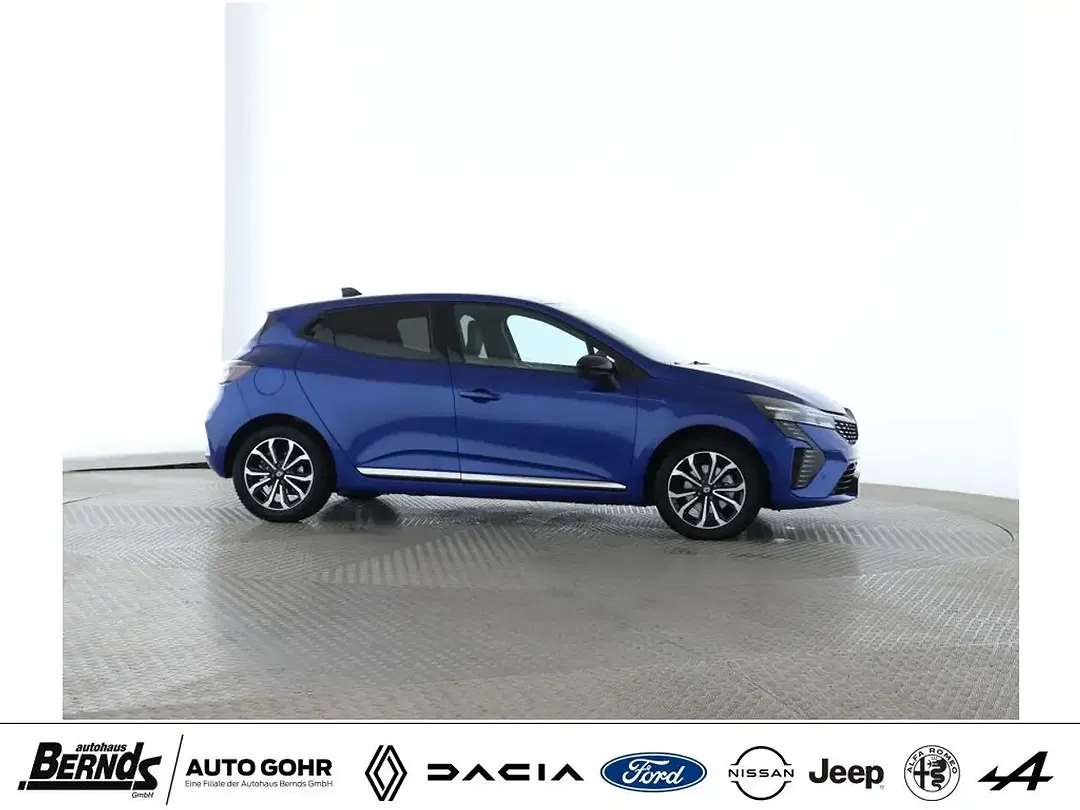 Renault Clio - Thumbnail 10