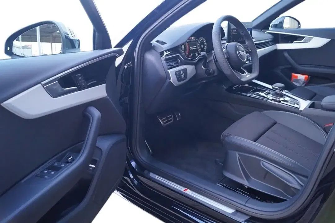 Audi A4 - Thumbnail 11