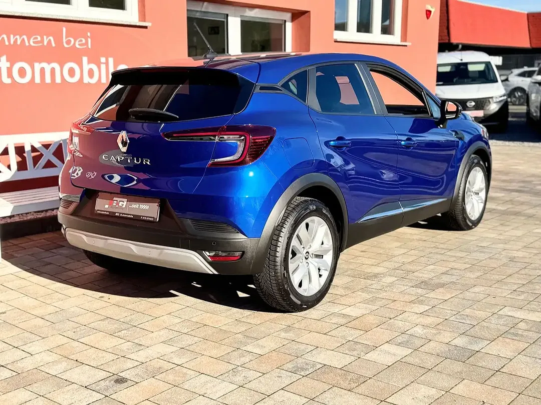 Renault Captur - Thumbnail 11