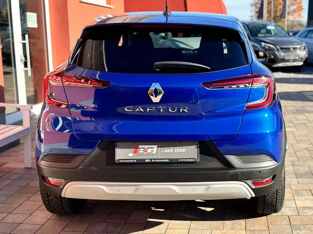 Renault Captur - Thumbnail 9