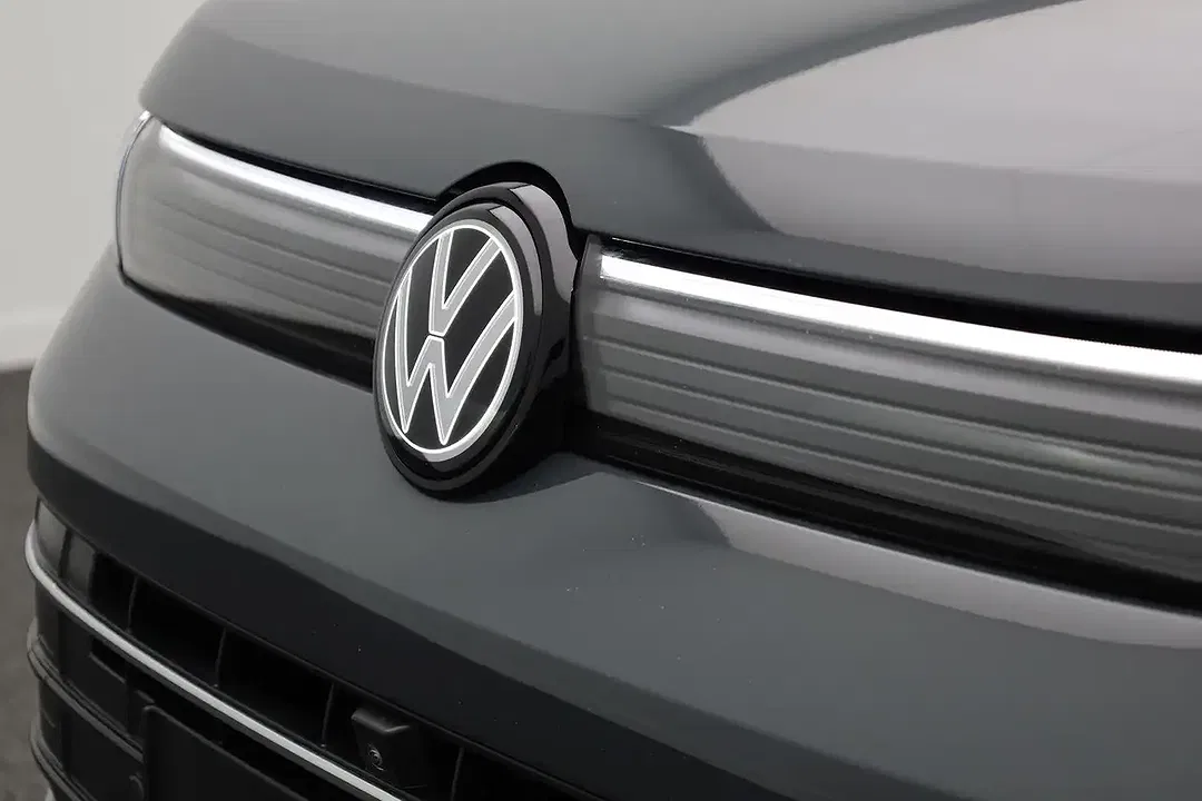 Volkswagen Tiguan - Thumbnail 9