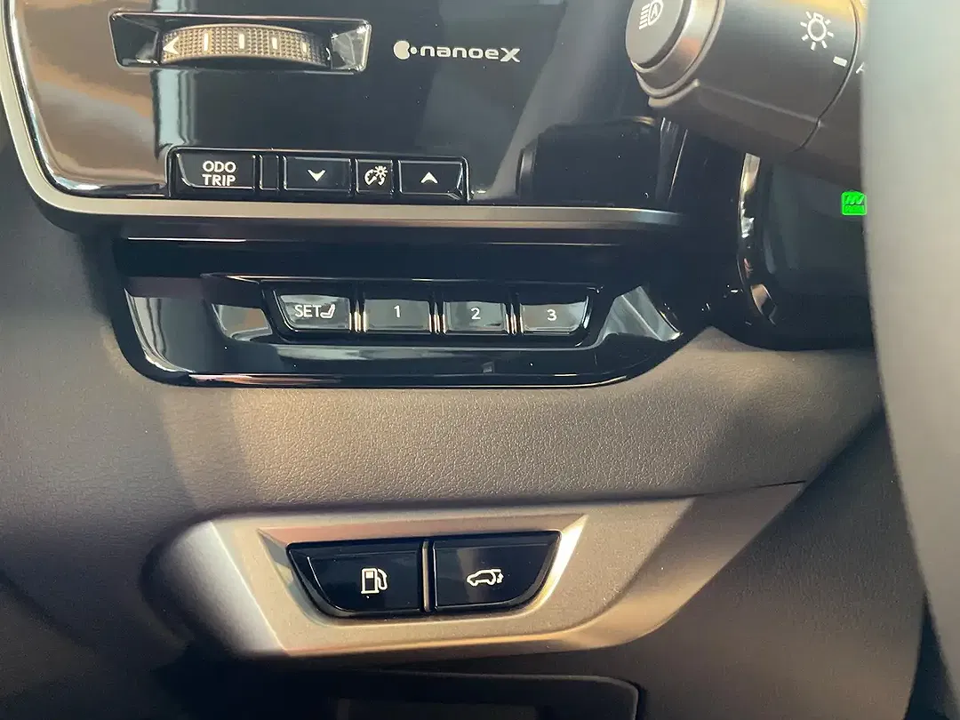 Lexus RX 450h - Thumbnail 12