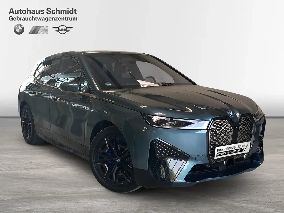 BMW iX - Thumbnail 6