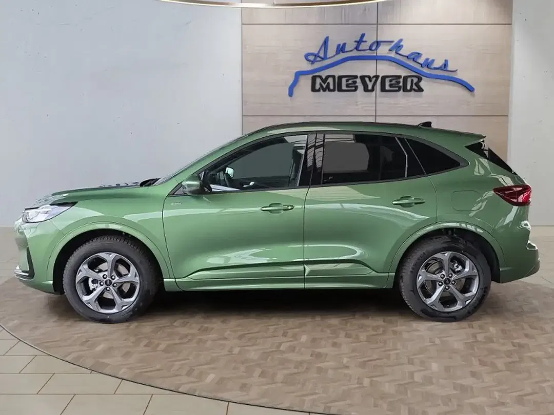 Ford Kuga - Thumbnail 2