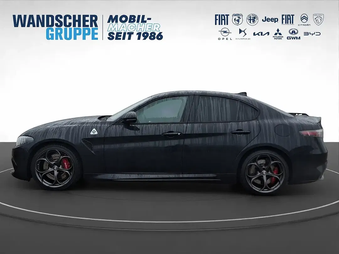 Alfa Romeo Giulia 2.9 V6 Bi-Turbo Quadrifoglio - foto 2
