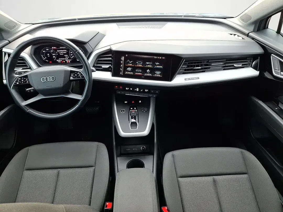 Audi Q4 e-tron - Thumbnail 10