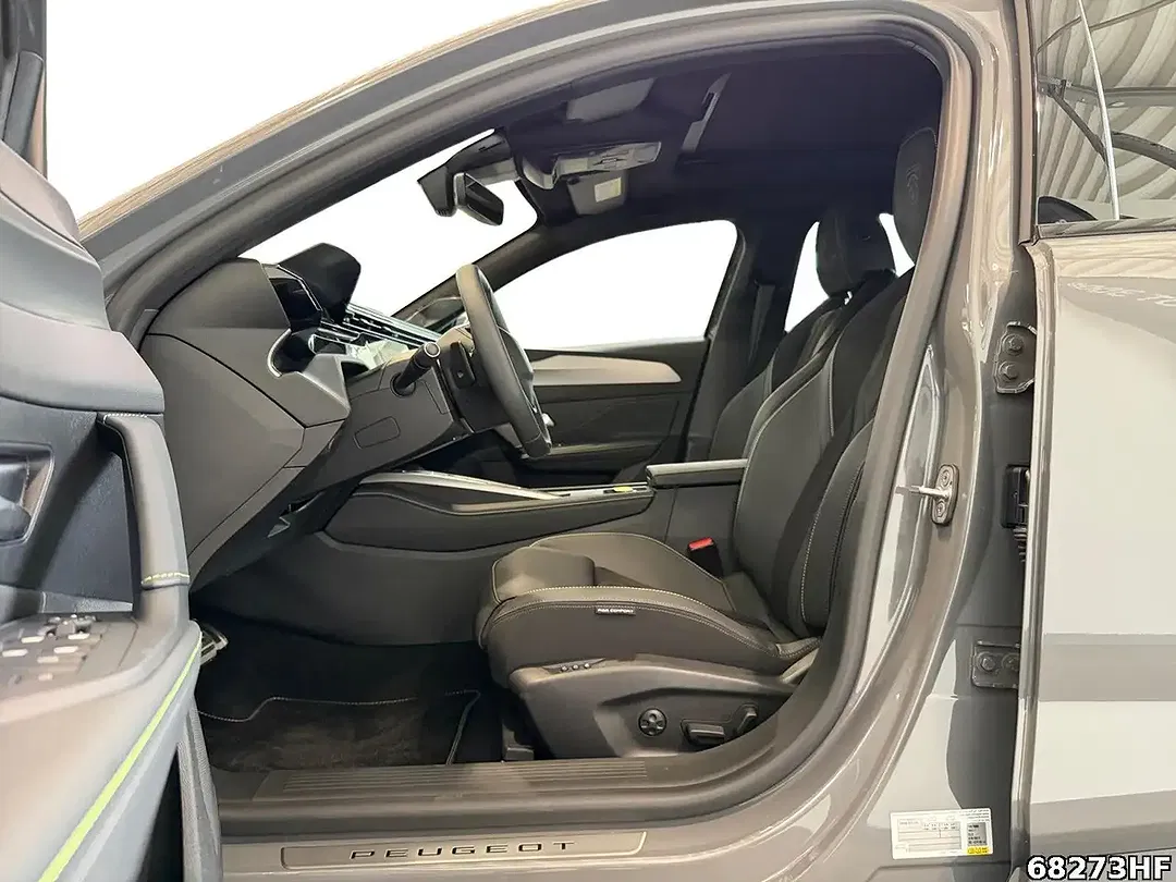 Peugeot 408 - Thumbnail 11