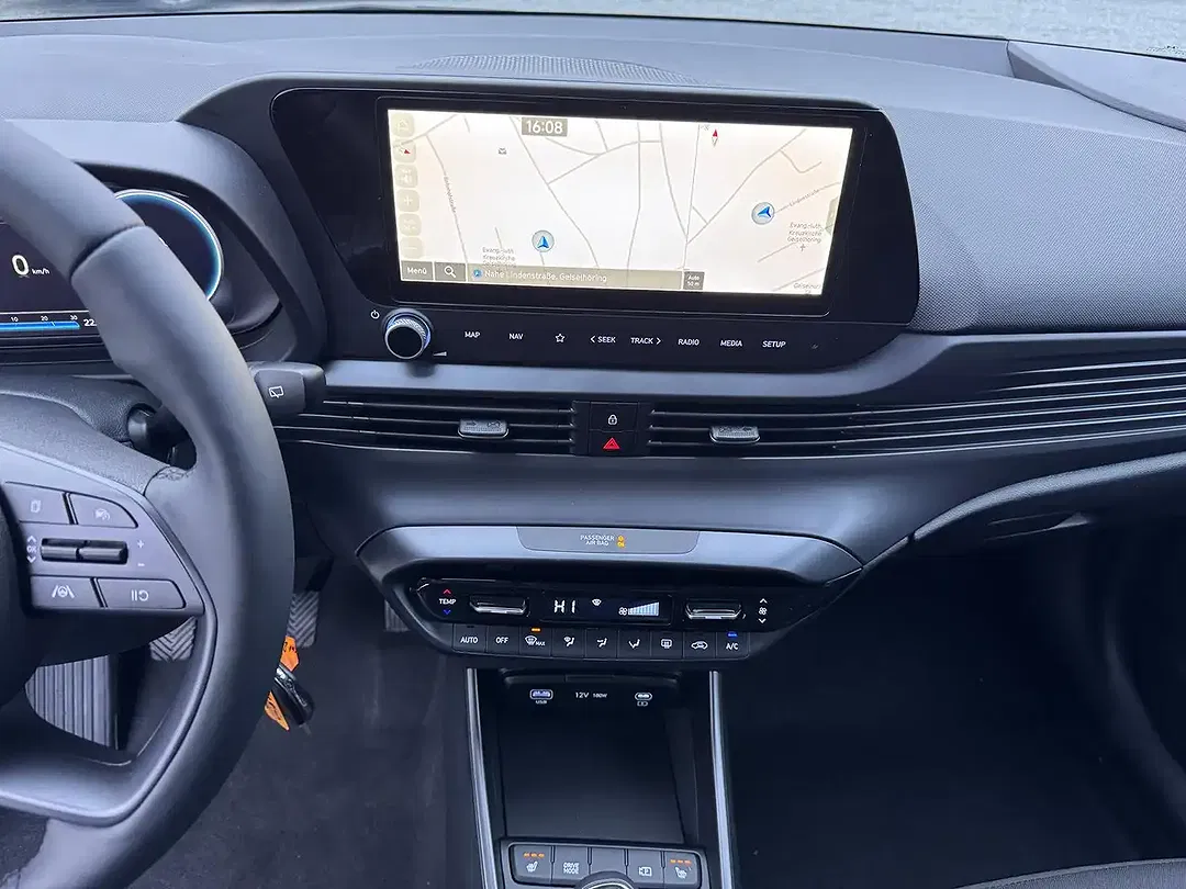 Hyundai i20 - Thumbnail 11