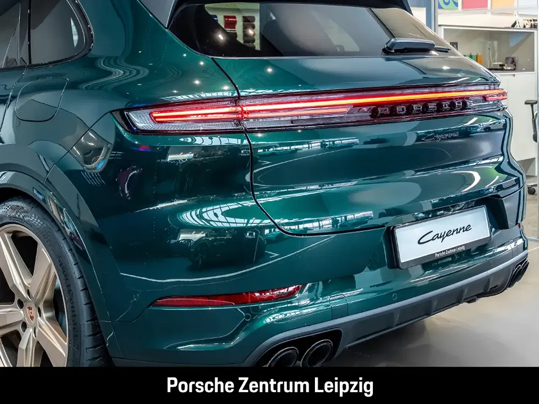 Porsche Cayenne - Thumbnail 12