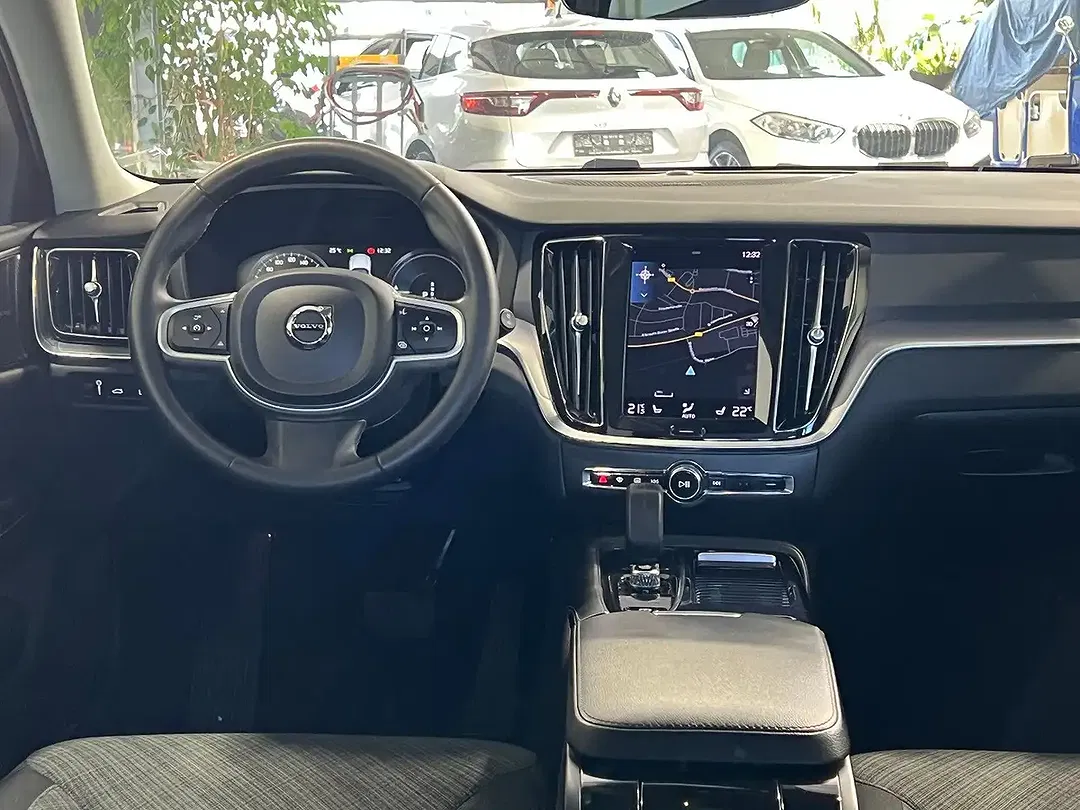 Volvo V60 - Thumbnail 6