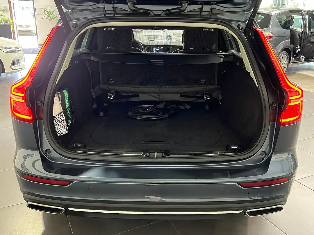 Volvo V60 - Thumbnail 3