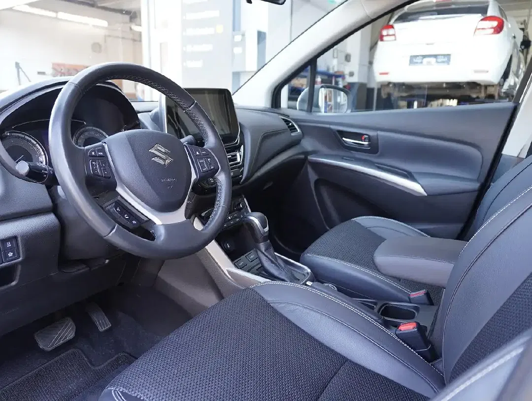 Suzuki S-Cross - Thumbnail 12