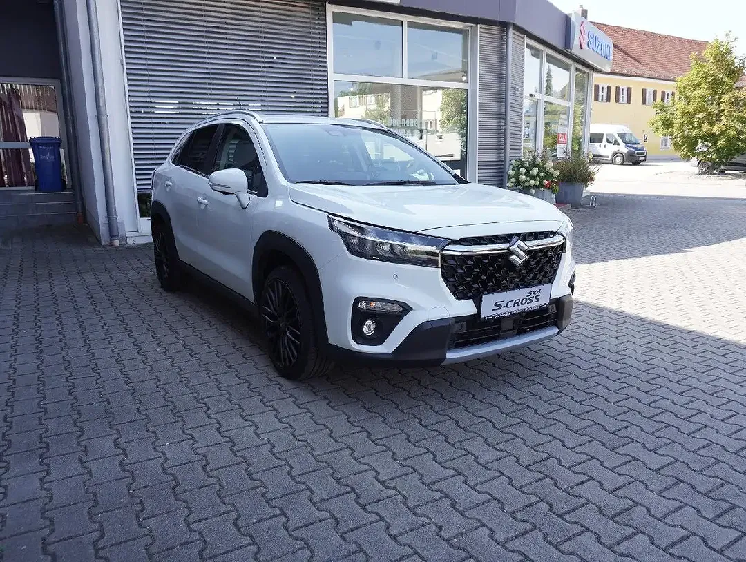 Suzuki S-Cross - Thumbnail 7