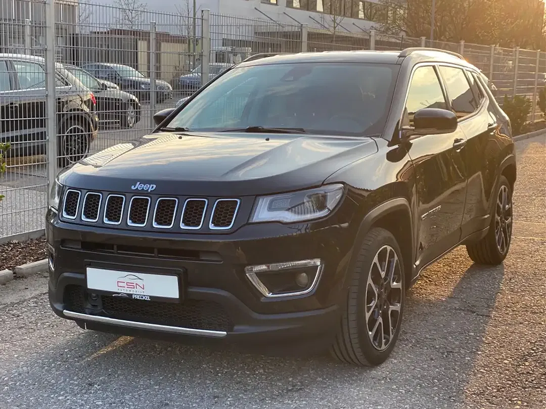 Jeep Compass - Thumbnail 3