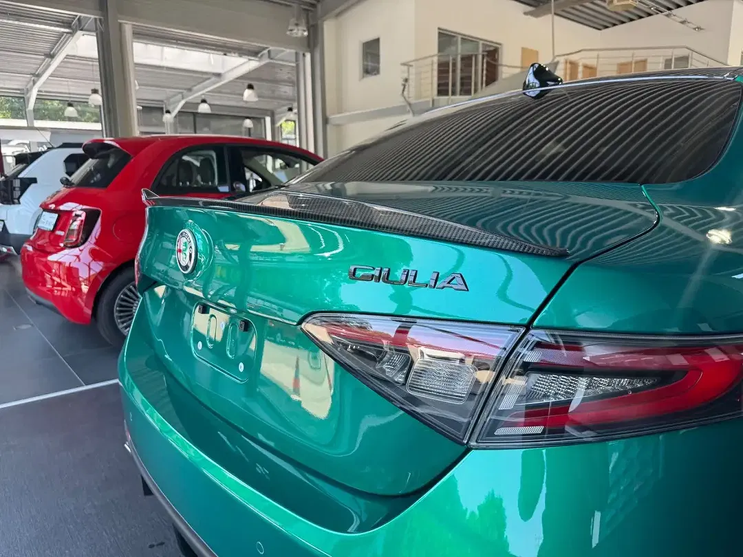 Alfa Romeo Giulia - Thumbnail 10