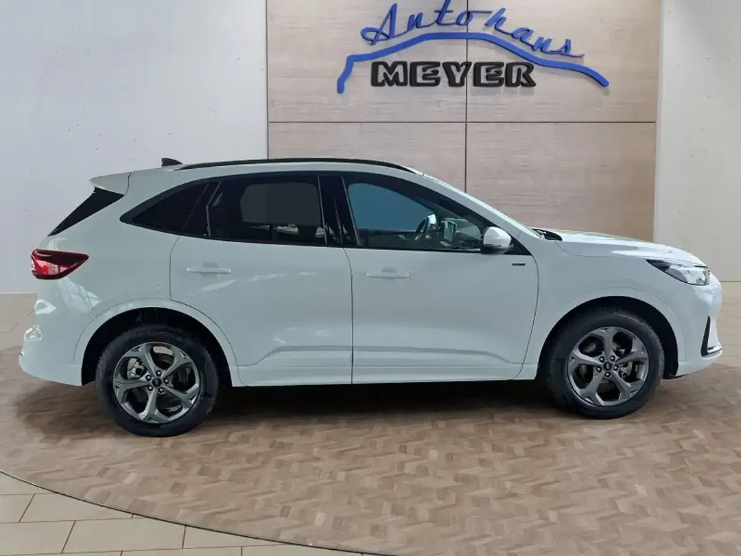 Ford Kuga - Thumbnail 6