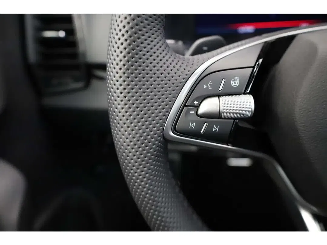 Skoda Karoq - Thumbnail 9
