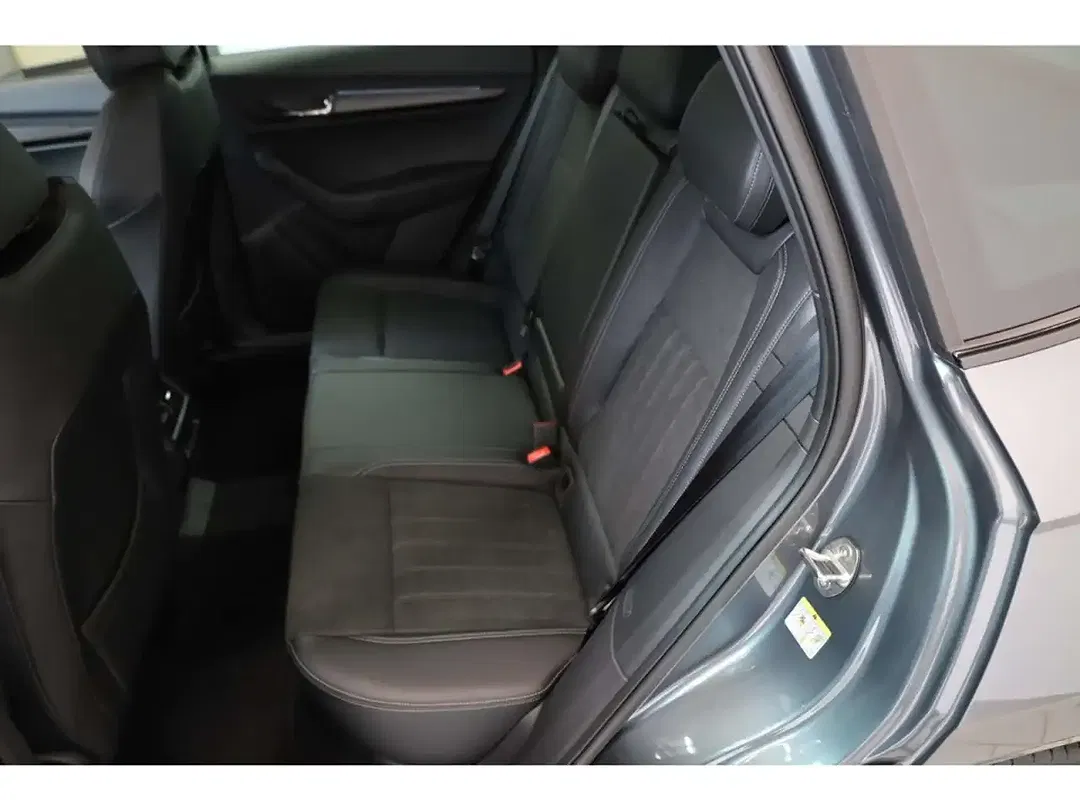 Skoda Karoq - Thumbnail 14