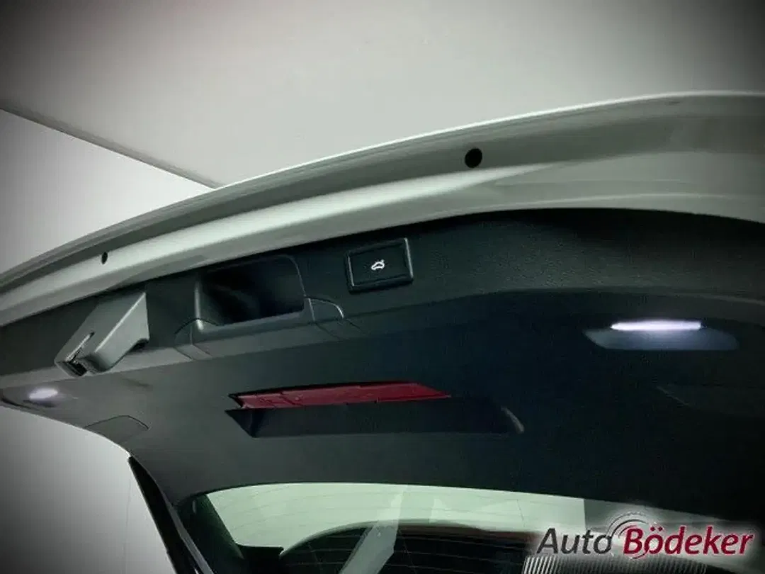 Volkswagen Passat Variant - Thumbnail 10