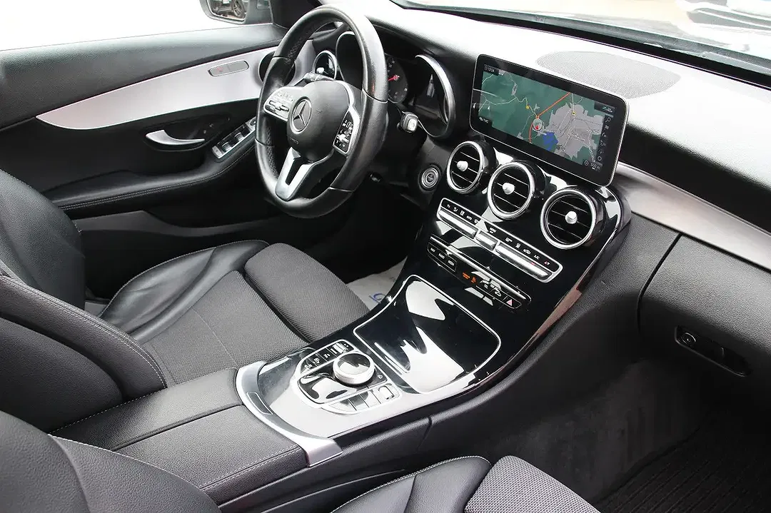 Mercedes-Benz C 300 - Thumbnail 14