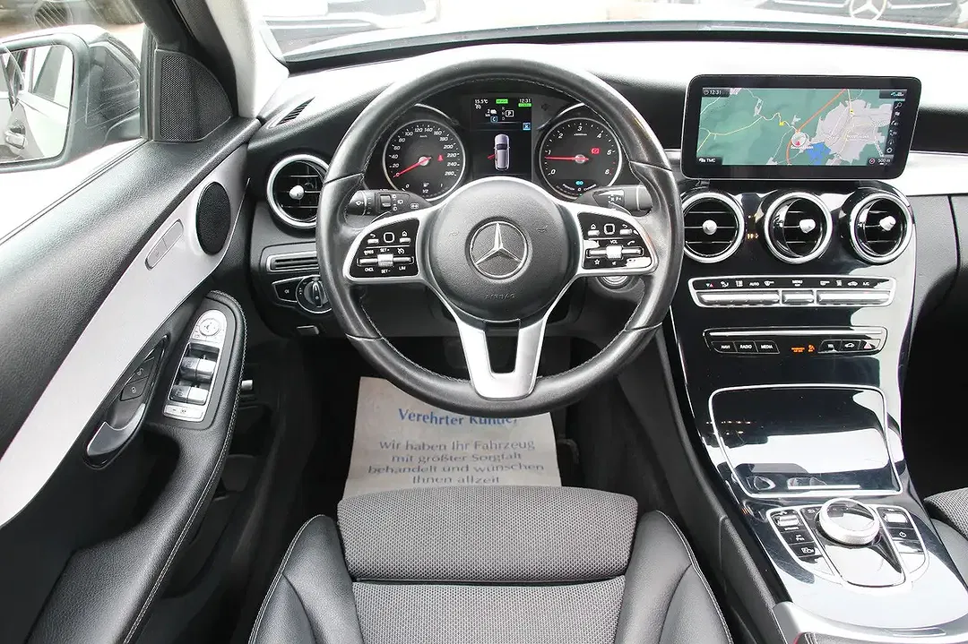Mercedes-Benz C 300 Avantgarde - foto 15