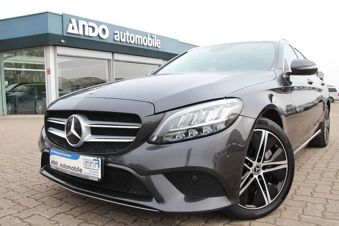 Mercedes-Benz C 300 Avantgarde - foto 2