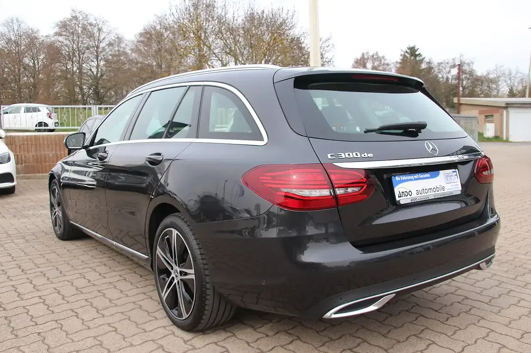 Mercedes-Benz C 300 - Thumbnail 5