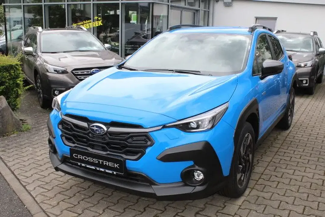 Subaru Crosstrek - Thumbnail 1