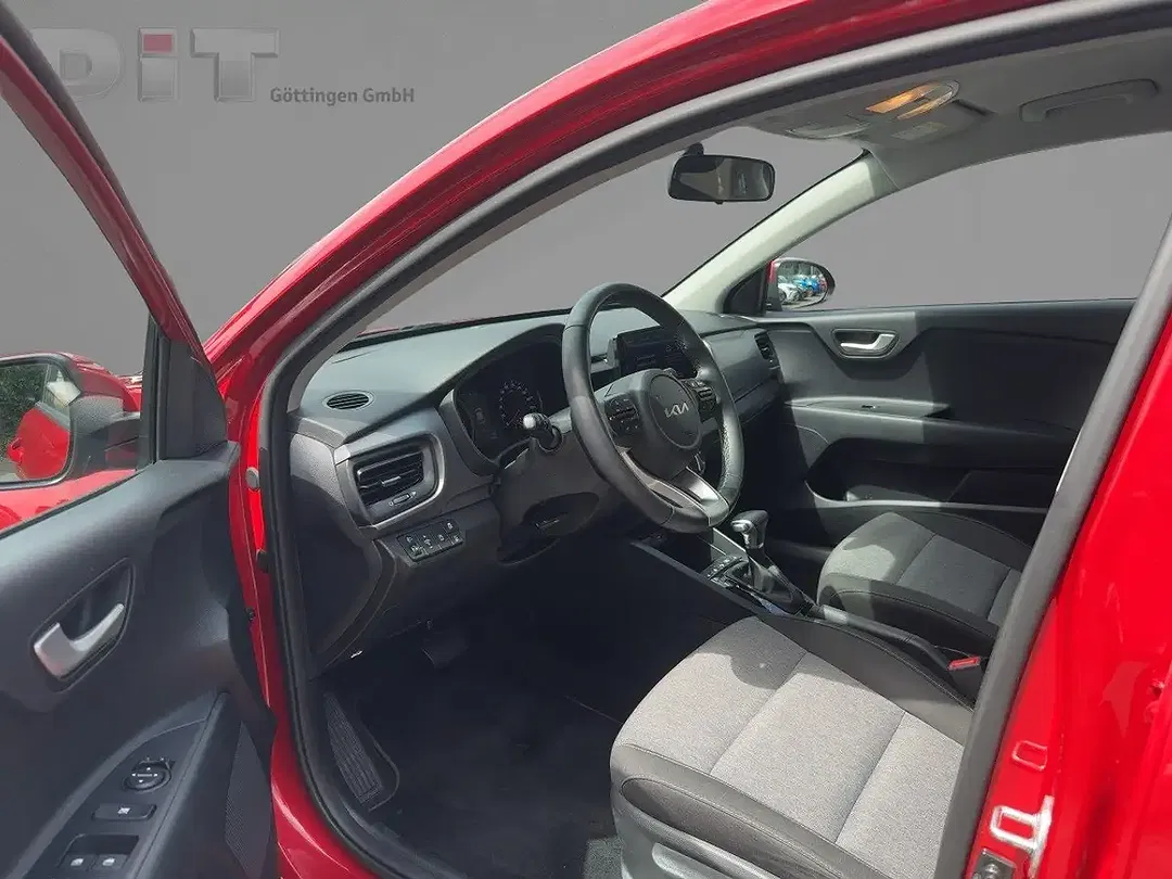 Kia Stonic - Thumbnail 6