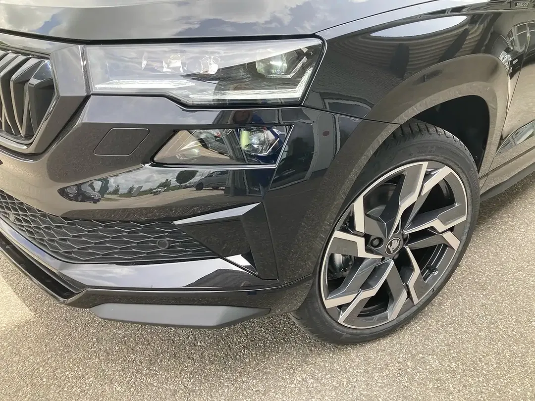 Skoda Karoq - Thumbnail 5