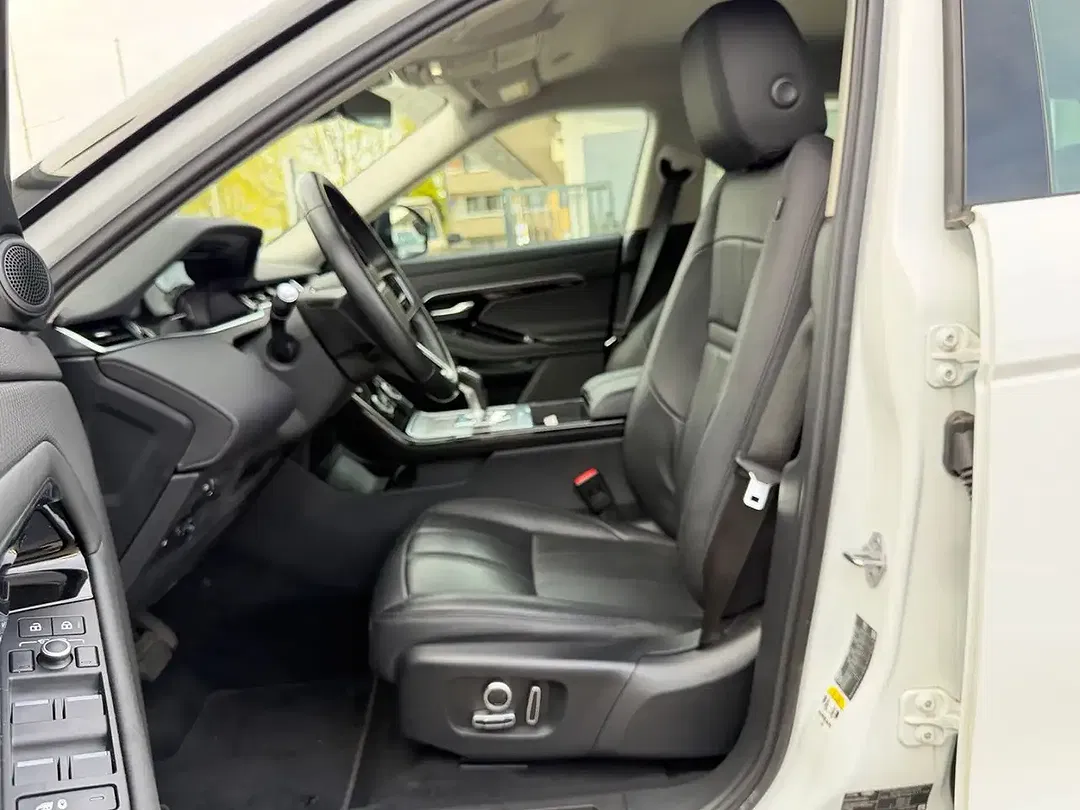 Land Rover Range Rover Evoque - Thumbnail 14