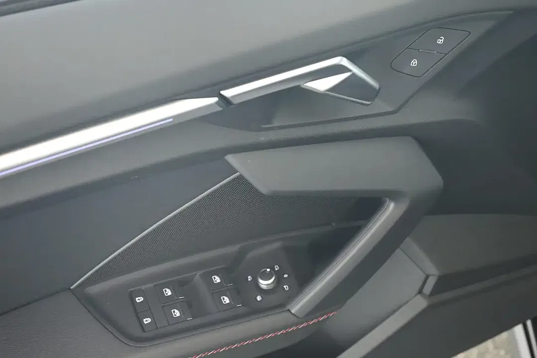 Audi S3 S tronic Sportback - foto 14