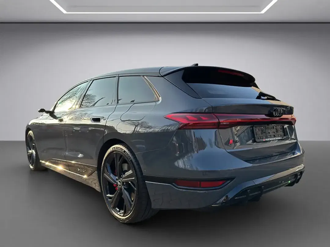 Audi S6 - Thumbnail 3
