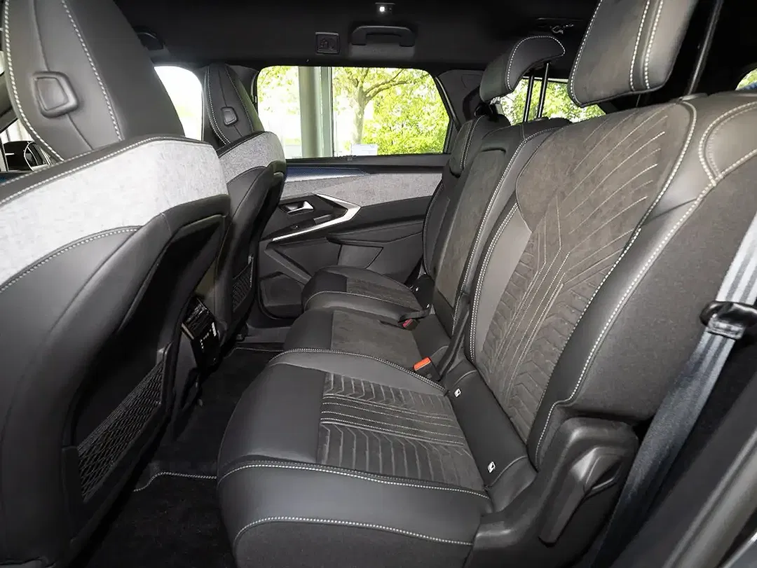 Peugeot 5008 - Thumbnail 7