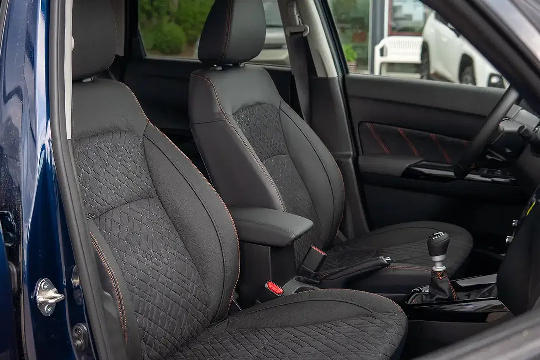 Suzuki Vitara - Thumbnail 12