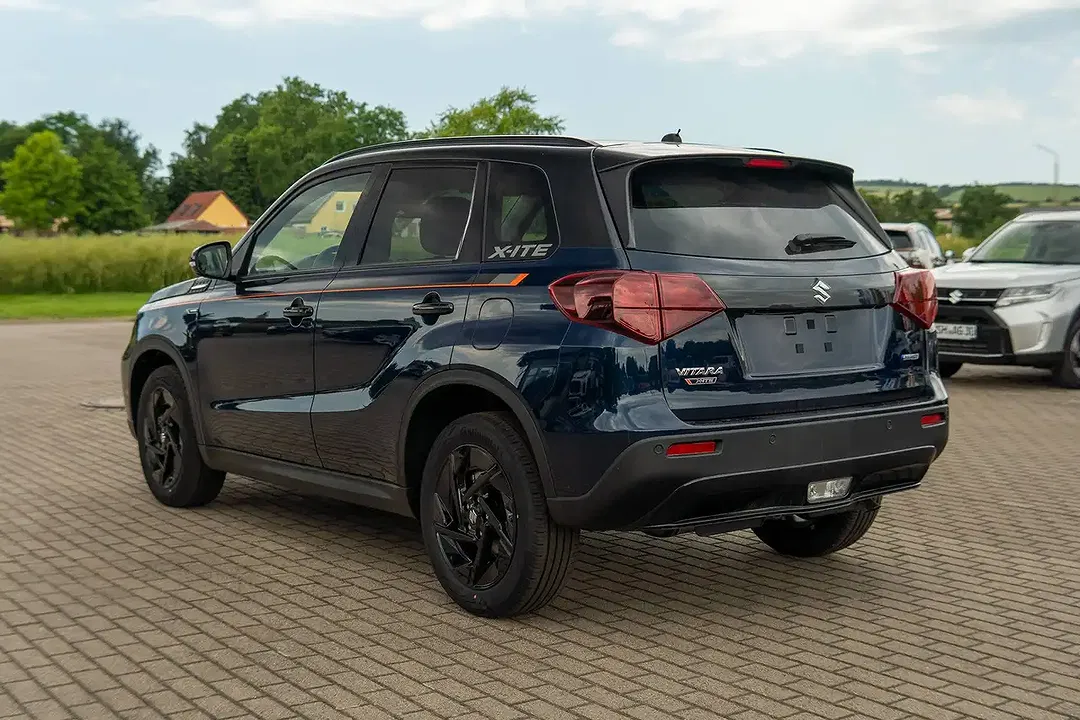 Suzuki Vitara - Thumbnail 4