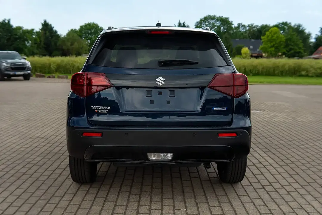 Suzuki Vitara - Thumbnail 5