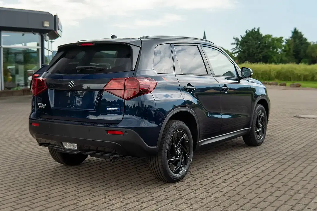 Suzuki Vitara - Thumbnail 6