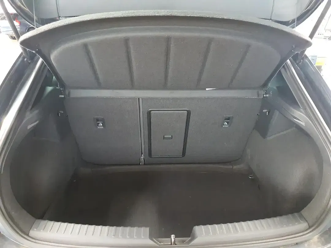 SEAT Leon - Thumbnail 5